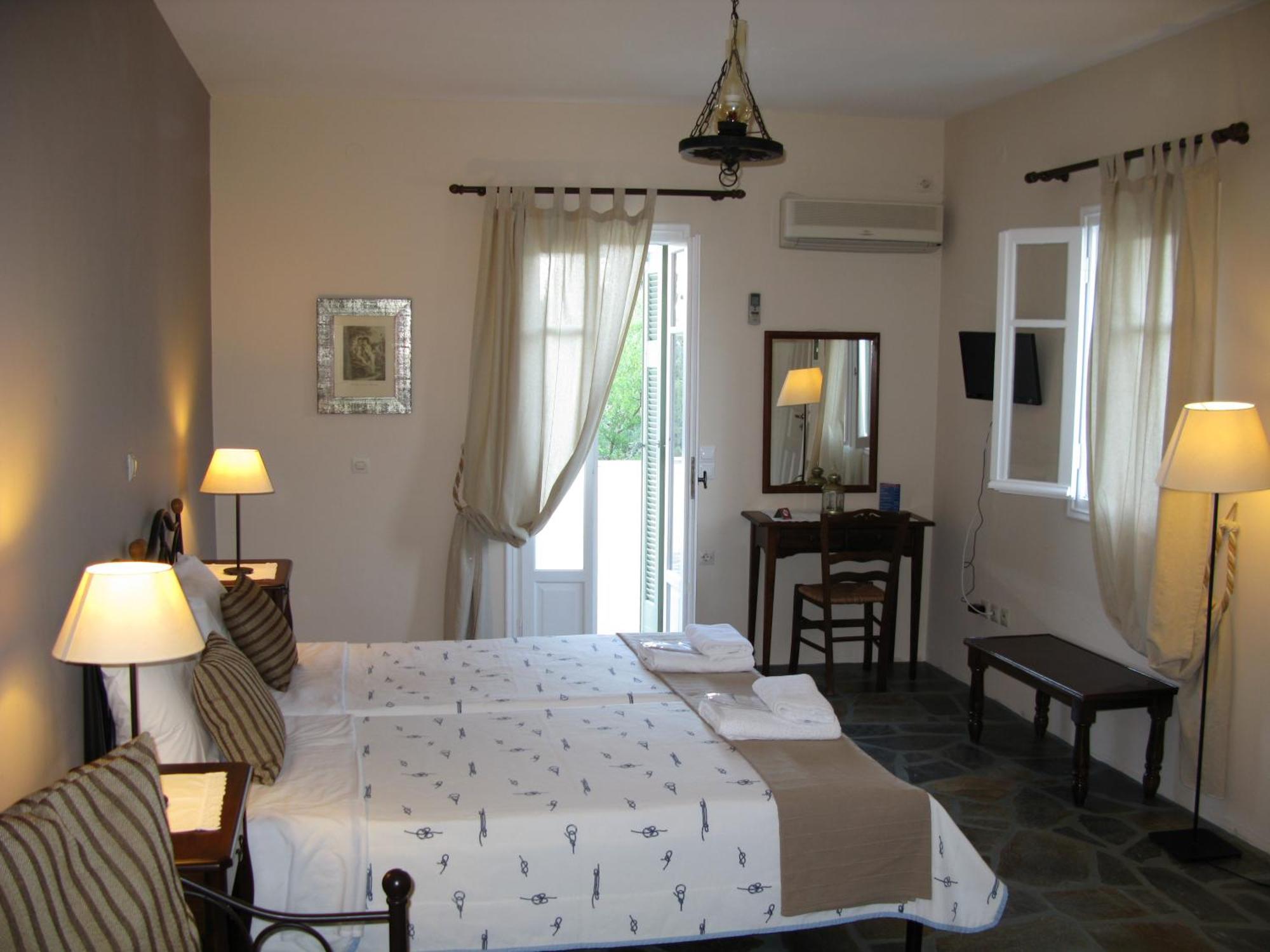 Saint Louis Aparthotel Ándros Rum bild