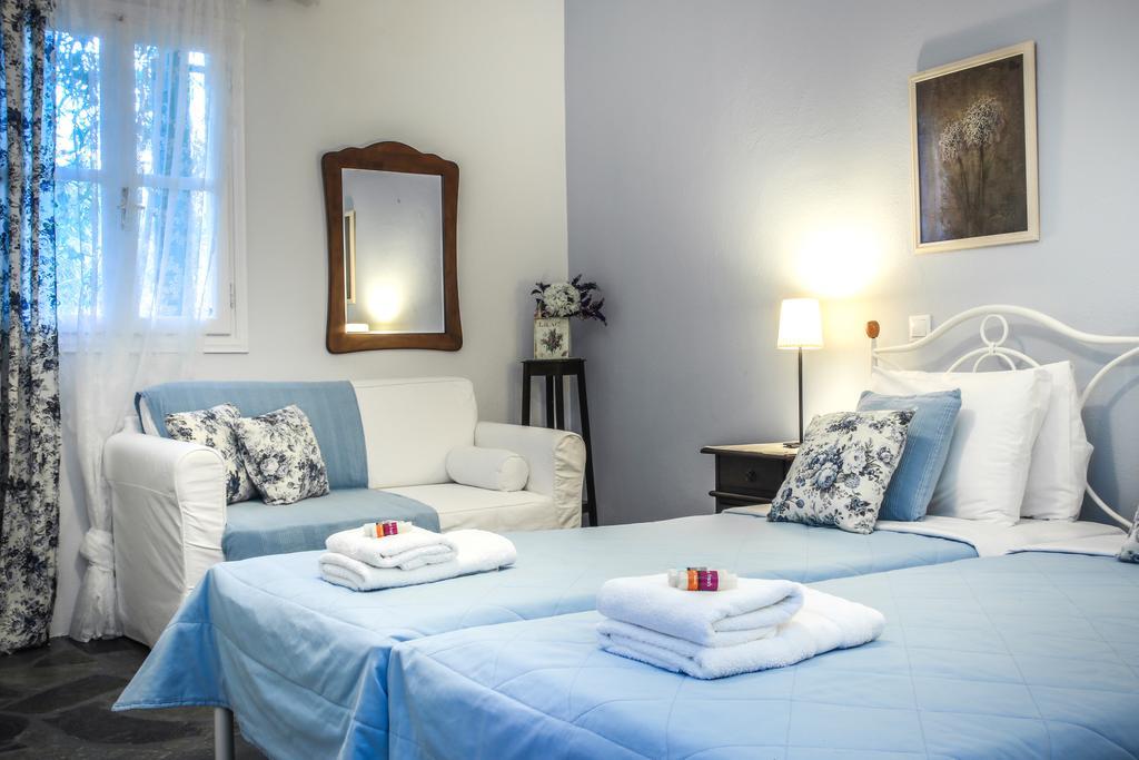 Saint Louis Aparthotel Ándros Exteriör bild